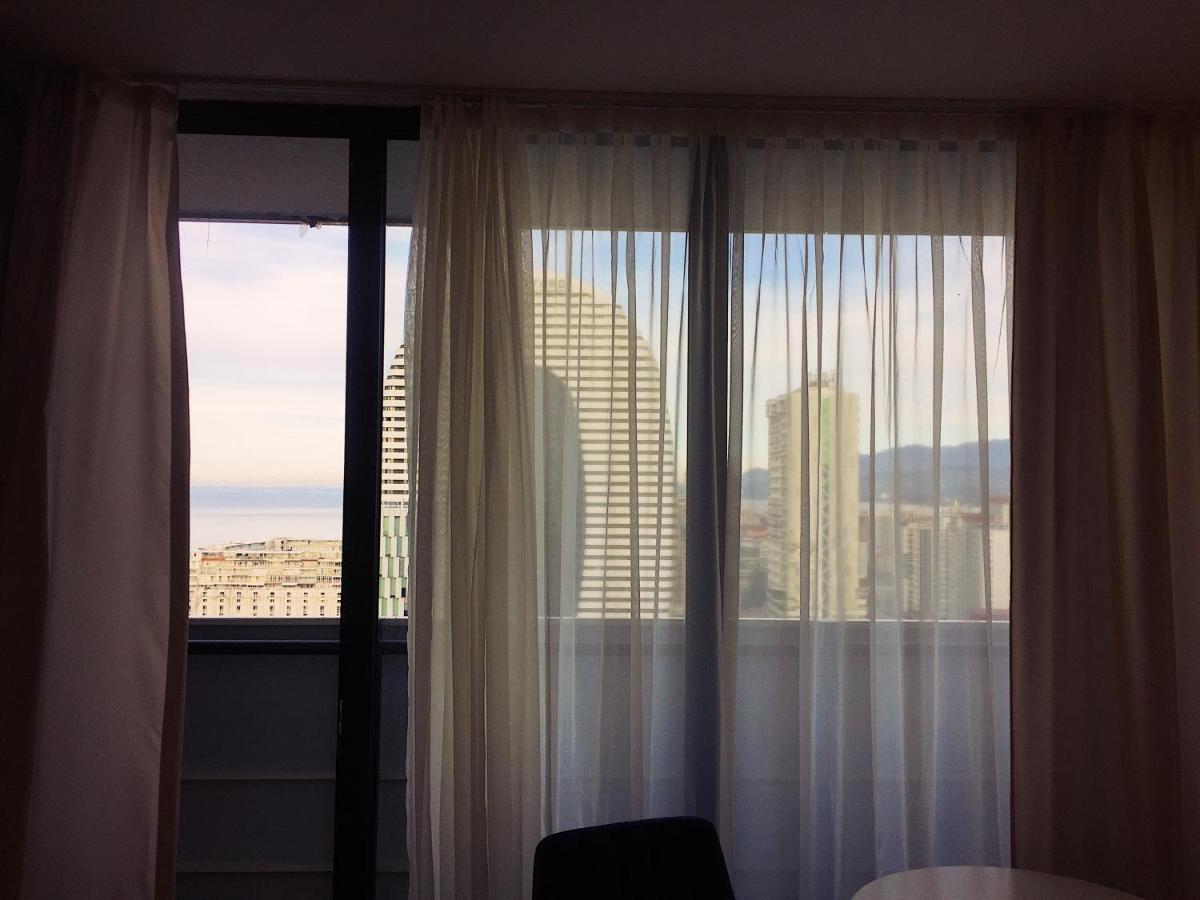 Orbi City Apartment Батуми Екстериор снимка
